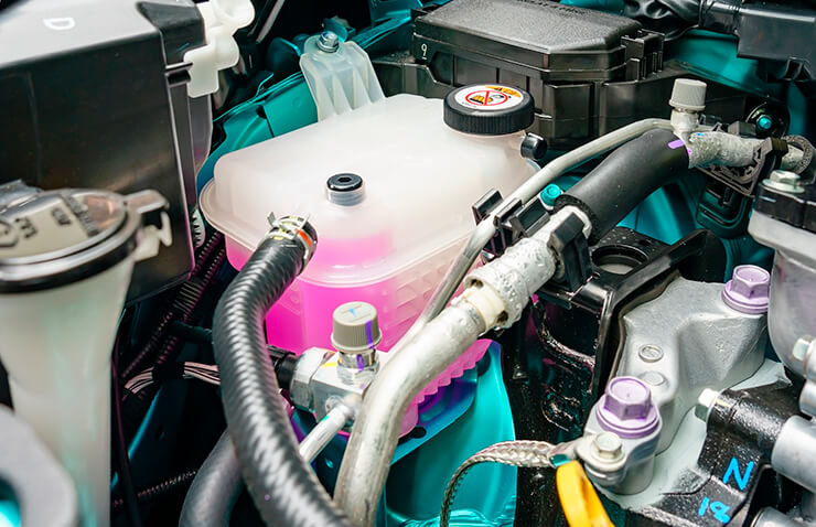 Cómo cambiar el líquido refrigerante del coche