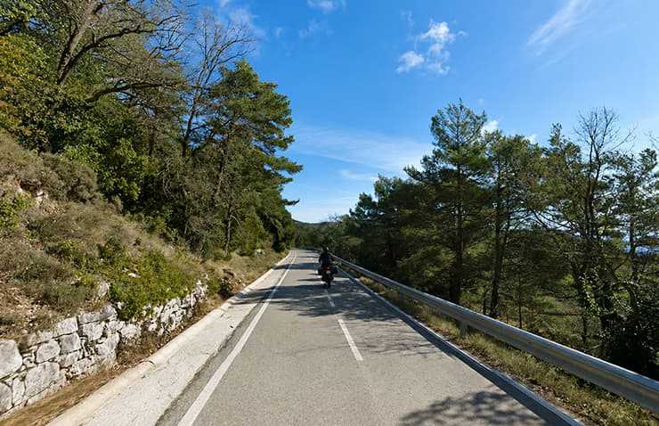 Del Francolí a La Mussara pasando por les Garrigues: una ruta en moto por el interior de Cataluña